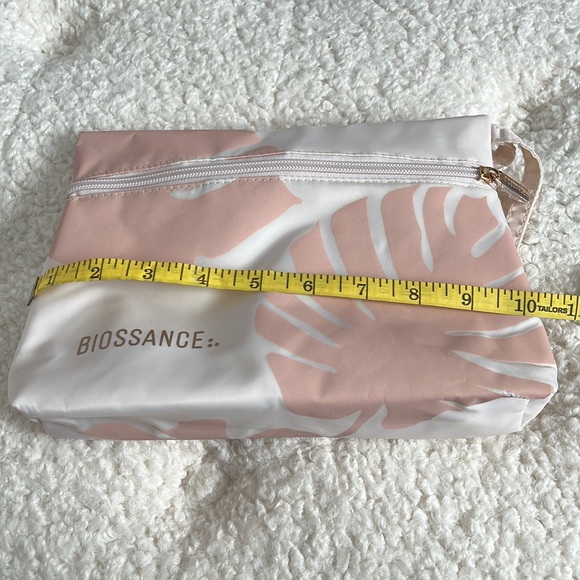 Biossance pink zippered travel cosmetic pouch with mirror in rose gold case new - Picture 5 of 8